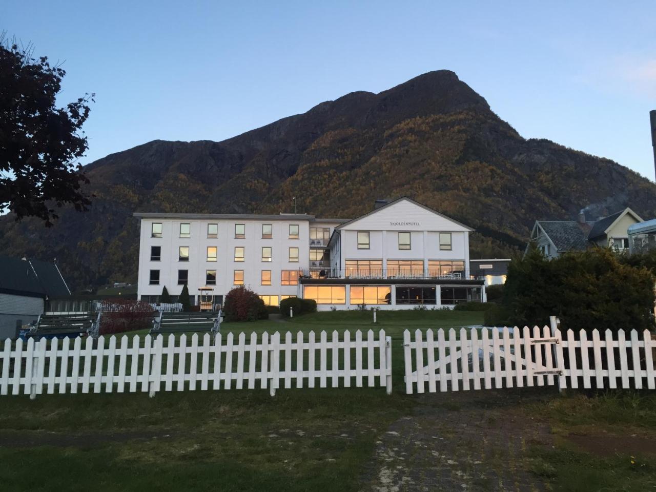 Skjolden Hotel Экстерьер фото